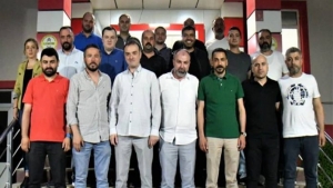Balikesirsporda-yeni-yonetim-gorev-dagilimi-yapti-696x392