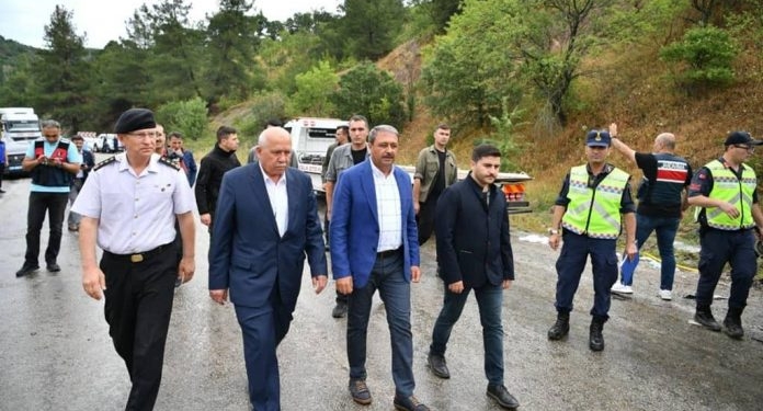 Kepsut-Dursunbey Yolunda Feci Kaza: 8 Ölü 10 Yaralı