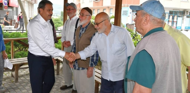 Muhtarları dinledi, çalışmaları inceledi