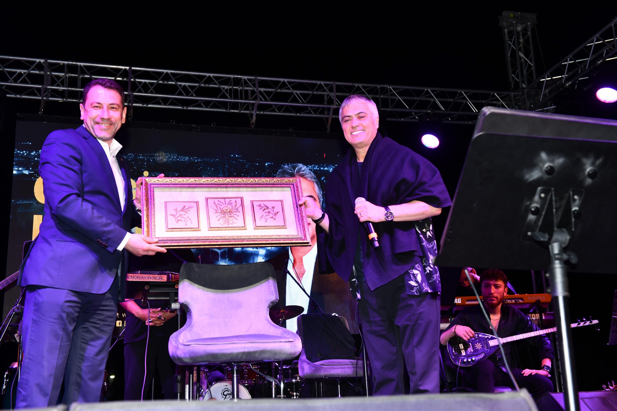 buyuksehirden_babalara_konser_hediyesi_13