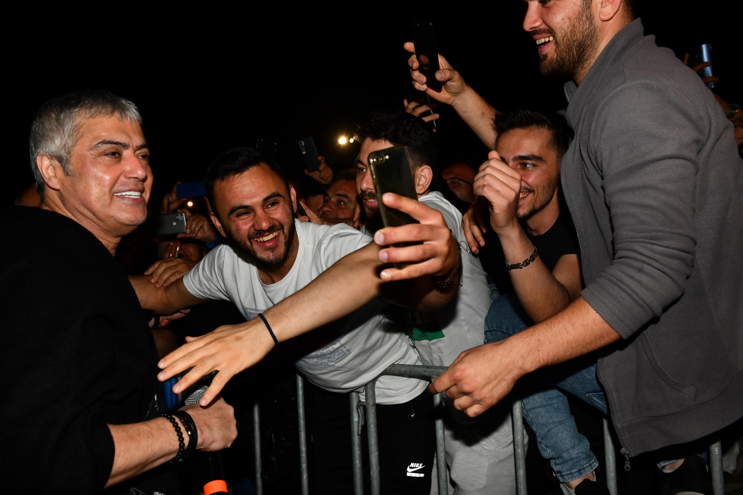 buyuksehirden_babalara_konser_hediyesi_18