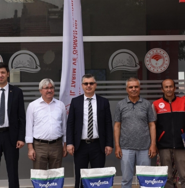 buyuksehirden_bin_ciftciye_tohum_destegi_1