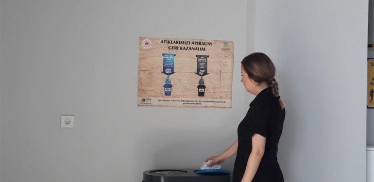 Büyükşehir in hizmet binalarına Sıfır Atık Belgesi