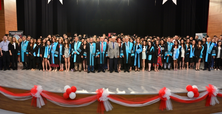 BAÜN Turizm Fakültesi’nde Mezuniyet Sevinci