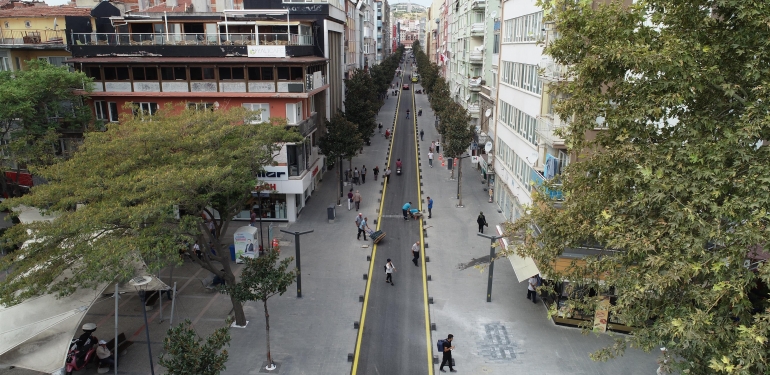 Milli Kuvvetler Caddesi araç trafiğine açıldı