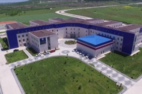 E022E01B-A499-4DF6-BC3F-D25289D51DEE