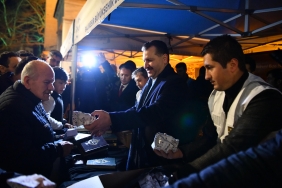 E44FD4D3-84C8-43B5-A06F-859CCC0AEE8F