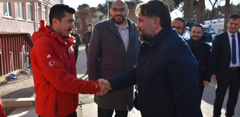 Başkan Başaran, “Sağlık Çalışanlarımızın Tıp Bayramını Kutluyorum”