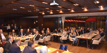 EFBAB1AD-6AE3-4F7D-9EF9-4D9A63B52389