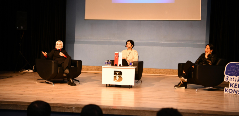 Deprem travmasıyla baş etmenin yolları konuşuldu