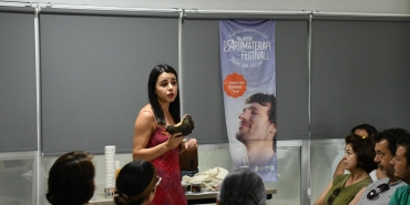 bacemde_kursa_katilan_guzel_oyuncu_kendi_markasini_olusturdu_3