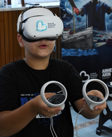 bbb_kirsalin_cocuklarini_vr_gozluklerle_bulusturmaya_devam_ediyor_5