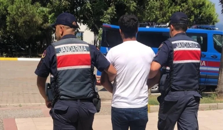 Bandırma’da terör örgütü propagandası yapan şahıs yakalandı
