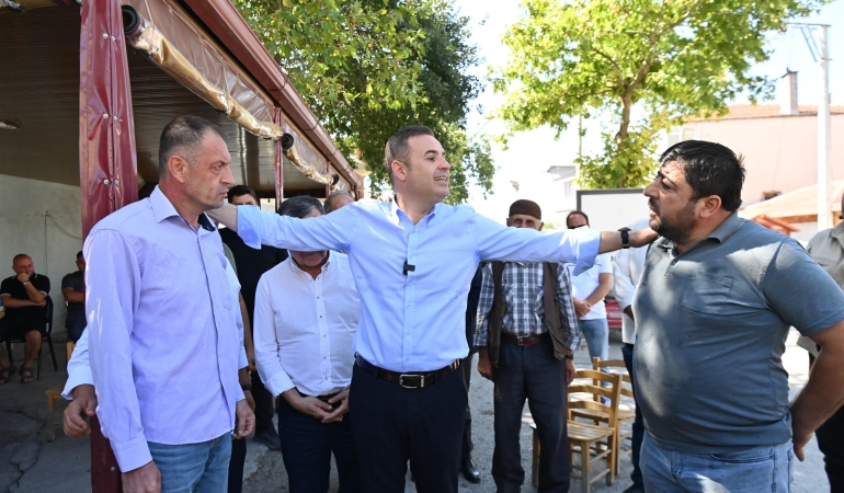 Başkan Akın aralarında husumet bulunan aileleri barıştırdı