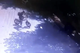 Erdek'te Cuma Namazı Sırasında Cami Bahçesinde Hırsızlık Olayı