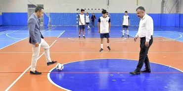Eskişehir'de düzenlenen futsal turnuvası başladı