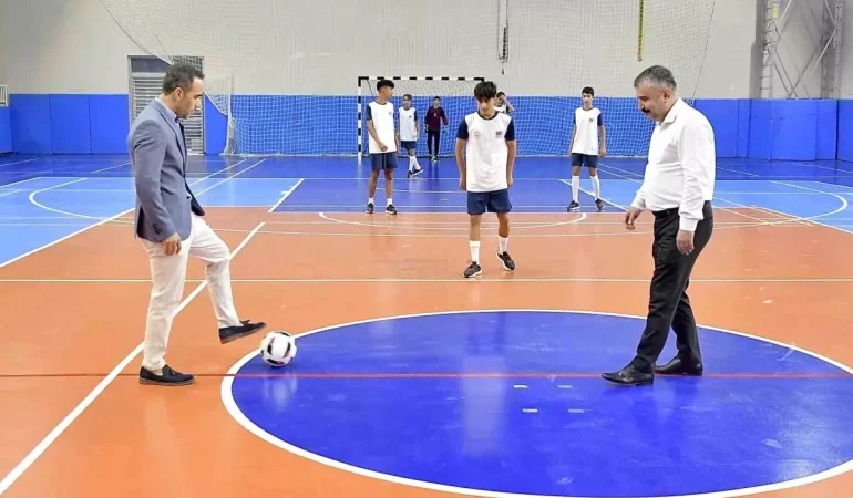 Eskişehir’de futsal turnuvası düzenlendi