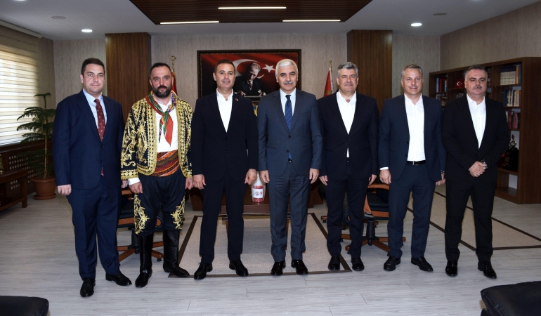 Kurtdereli Güreşleri’ne, kırmızı dipli mumlar ile davetler başladı