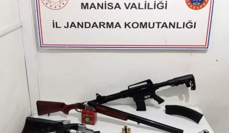 Manisa’da Pitbull ve Ruhsatsız Silahlar Ele Geçirildi