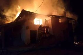 Balıkesir'de Ev Yangını: Ev Kullanılamaz Hale Geldi