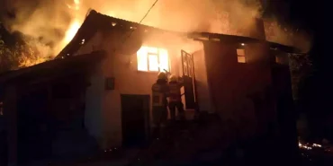 Balıkesir'de Ev Yangını: Ev Kullanılamaz Hale Geldi