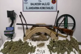 Balıkesir'de Uyuşturucu Operasyonunda 2 Şüpheli Yakalandı