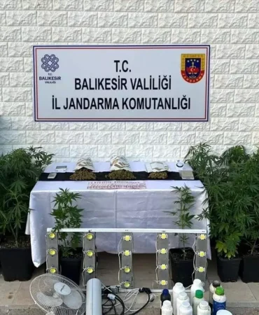 Balıkesir'de Kaçakçılık Operasyonu