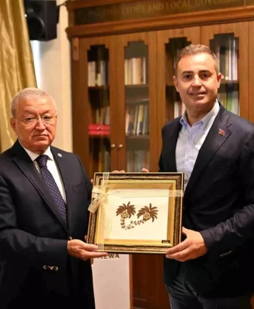 Balıkesir Büyükşehir Belediye Başkanı Ahmet Akın, UCLG-MEWA Genel Sekreterliği'ni ziyaret etti