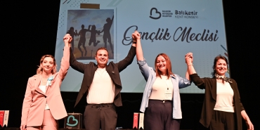 baskan_akin_genclerimizle_omuz_omuza_calisacagiz_10