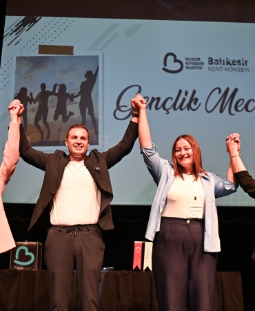 baskan_akin_genclerimizle_omuz_omuza_calisacagiz_10