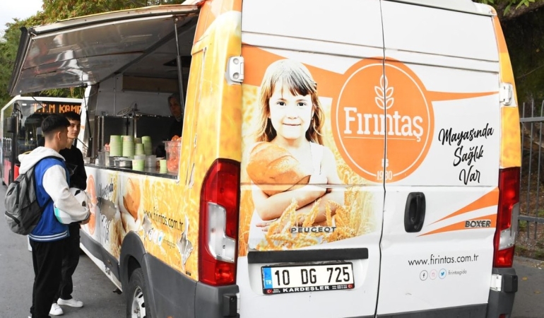 Gençlerin “Günaydın Çorbası” Büyükşehir’den