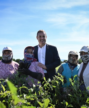 patlican_toplayan_kadin_ciftcilere_baskan_akindan_surpriz_ziyaret__5