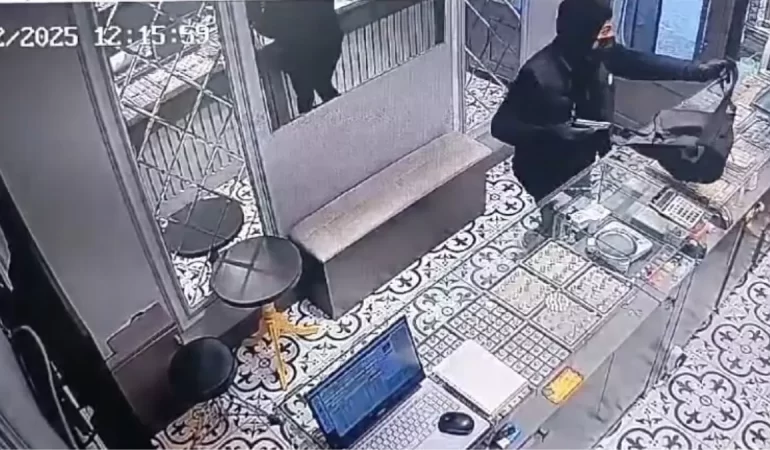 Balıkesir'de Silahlı Soygun Girişimi